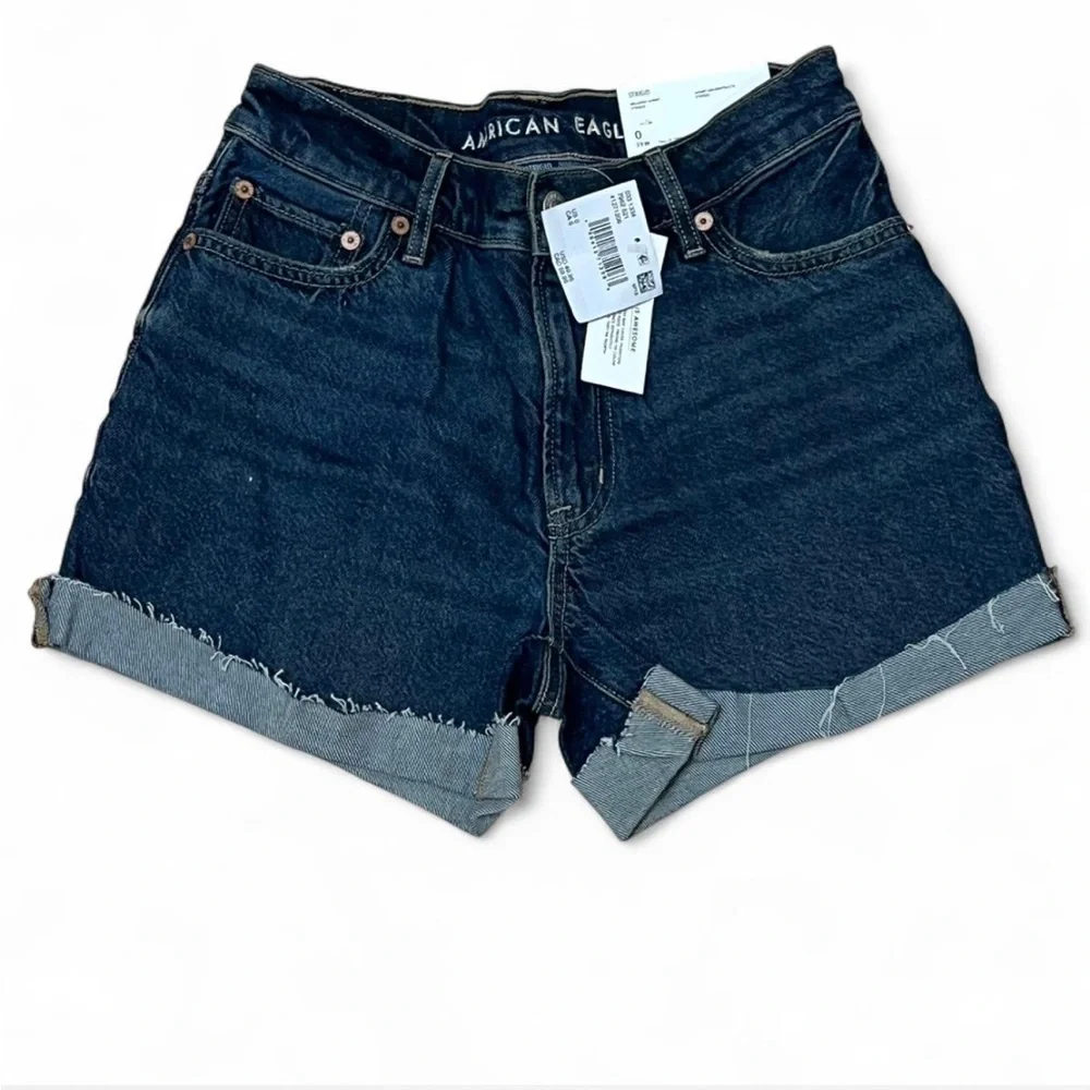 American Eagle‎ Outfitters Women's Dark Wash Super Rise Relaxed Jean Shorts